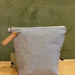 TOILETRY BAG FINETTE CAVIAR GM