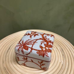 Low Box SQ    Branches & Fruits