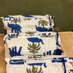 White,Blue Elephants Toiletry Bags S/3 